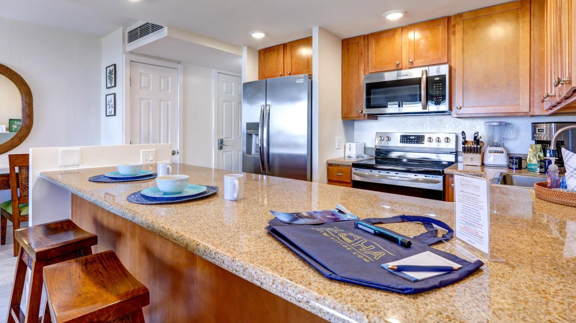 Maui Westside Presents: Kaanapali Shores 733 Stunning Ocean Views New Listing Lahaina Kültér fotó